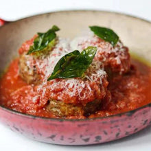 Load image into Gallery viewer, Carbone Arrabbiata Pasta Sauce, 24oz - Multi-Pack