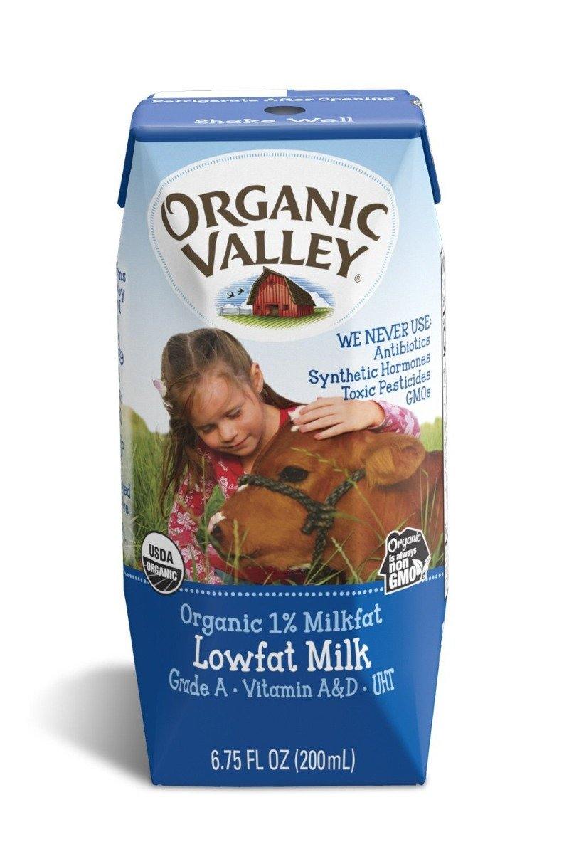 Organic Valley 1% Lowfat Milk, 6.75oz (Pack of 12) - Oasis Snacks